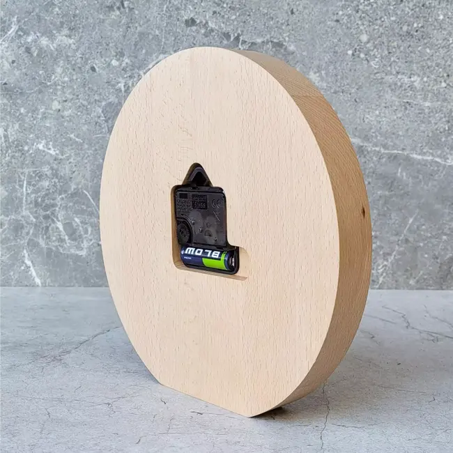 HOCHO Massief Beukenhouten Klok – 230x240x20 mm – Scandinavisch Design