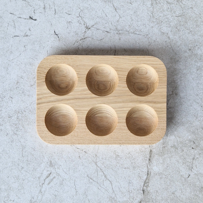 HOCHO Noire eierhouder van eikenhout 145 x 100 x 20 mm, hard wax, voor 6 eieren, mooi voor Pasen en decoratie