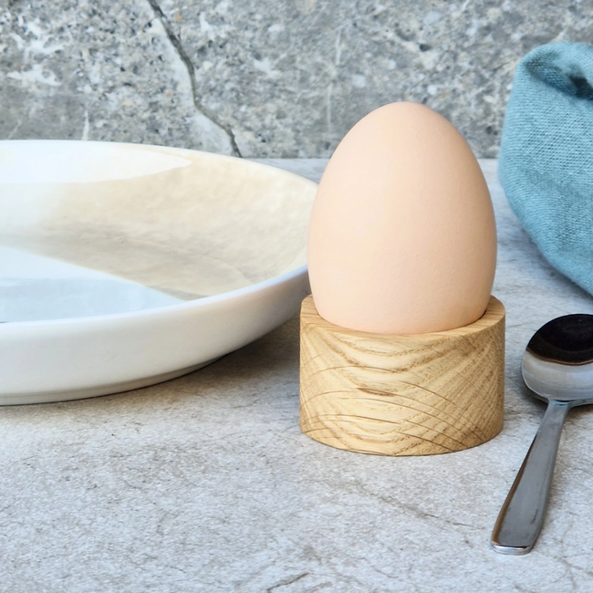 HOCHO Noire Houten eierhouder eikenhout diameter 50 mm hoogte 30 mm, hard wax, mooi voor ontbijt, brunch en paasdecoratie