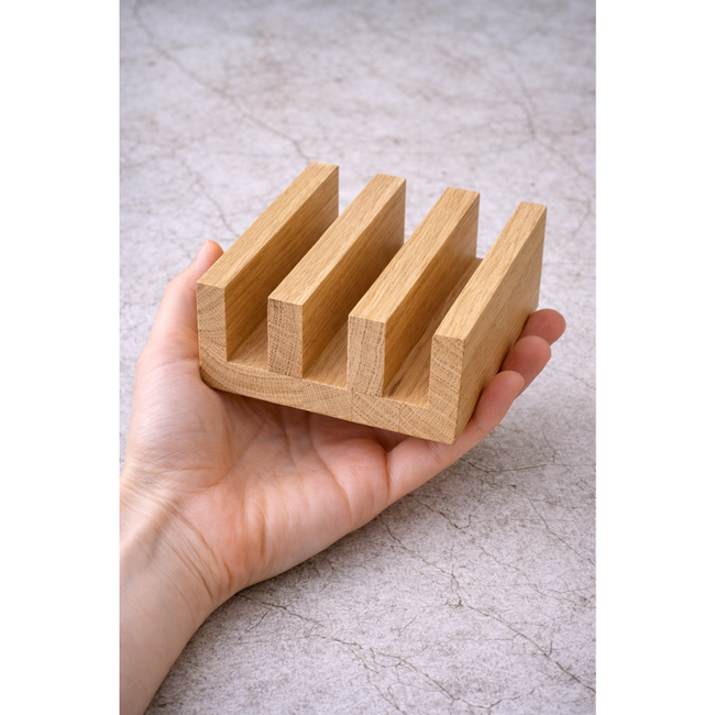 HOCHO Kubo  Eikenhouten houder voor 3 planken 110 x 115 x 50 mm met hard wax afwerking, netjes en stabiel op het aanrecht