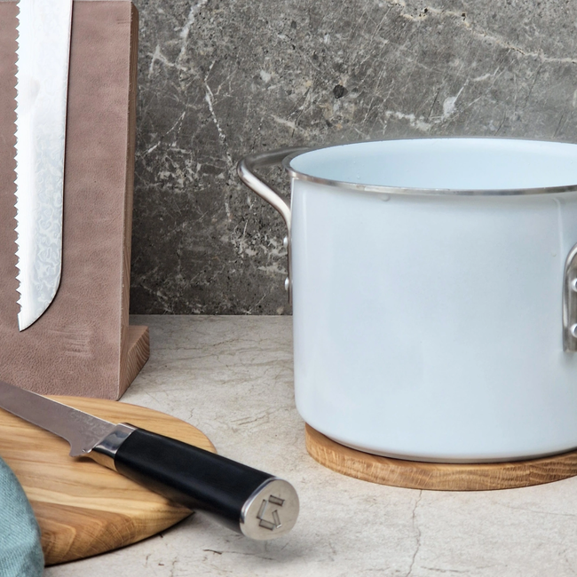 HOCHO Fenix Set van 3 eikenhouten pannonderzetters met hardwax. Bescherm tafel en aanrecht tegen hitte, ook leuk om te personaliseren