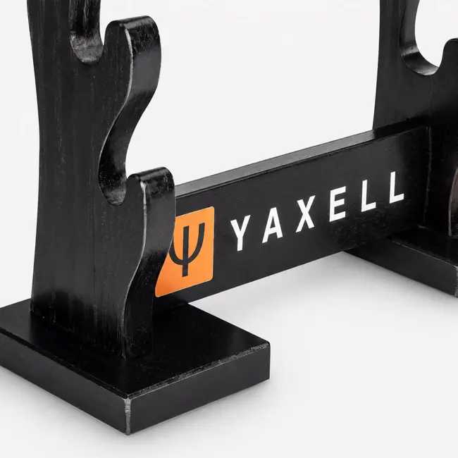 Yaxell Super Gou Ypsilon Katana Display – Houten Standaard voor 3 Messen