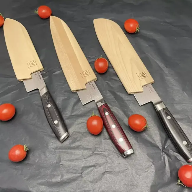 Yaxell Katana Mesbeschermer voor Santoku Mes 16,5 cm – Esdoornhout – Magnetische Schede