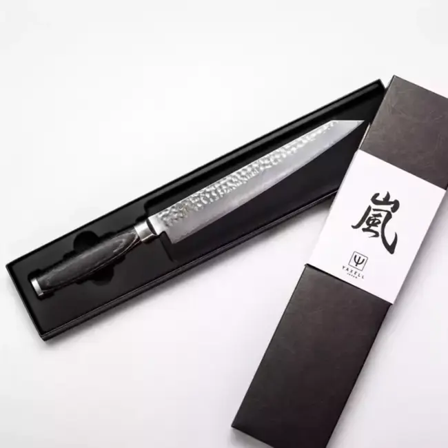 Yaxell Taishi Sashimi Fileermes 23 cm – VG-10 Staal – Hardheid 61 HRC – Tsuchime Afwerking – Gehamerd Lemmet – Zwart Pakka Beukenhout Handvat