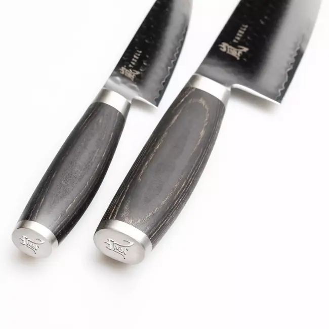 Yaxell Taishi – 2-delige Messenset – Santokumes 16,5 cm & Universeelmes 12 cm – VG-10 – Gehamerd Lemmet – Japanse Perfectie
