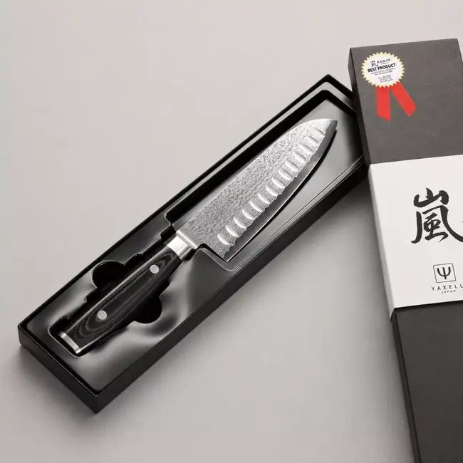 Yaxell Ran Santoku Koksmes 16,5cm met Kuiltjes – 69 Lagen Damaststaal – VG10 Staal – 61 HRC – Canvas-Micarta Heft