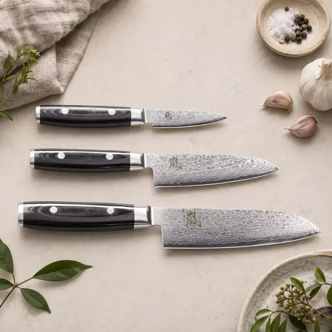 Yaxell Ran Messenset – Giftset – 3-delig – Santoku Mes 16,5 cm, Santoku Mes 12,5 cm en Schilmes 8 cm - 69 Lagen Damaststaal – VG10 Staal – 61 HRC – Canvas-Micarta Heft