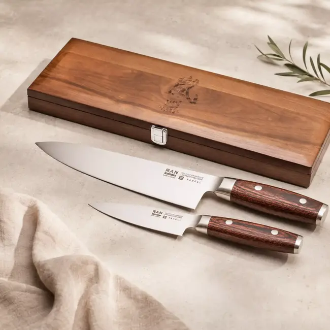 Yaxell Ran Messenset – Giftset – 2-delig – Koksmes 20 cm & Universeelmes 12 cm – 69 Lagen Damaststaal – VG10 Staal – 61 HRC – Mahonie Heft - Limited Edition