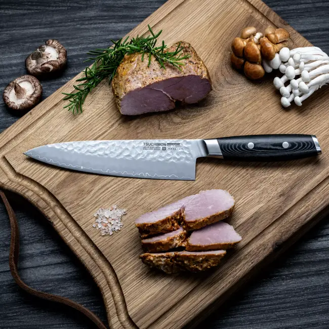 Yaxell Tsuchimon Koksmes 20 cm – VG10 Staal – Gehamerd Lemmet – Micarta Heft