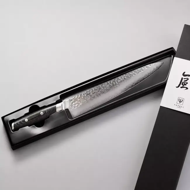 Yaxell Tsuchimon Koksmes 25,5 cm – VG10 Staal – Gehamerd Lemmet – Micarta Heft