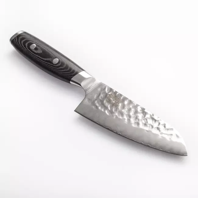 Yaxell Tsuchimon Santoku Koksmes 12,5 cm – VG10 Staal – Gehamerd Lemmet – Micarta Heft