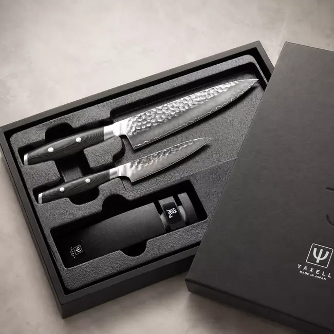 Yaxell Tsuchimon Geschenkset – 3-delig – Messenslijper met Koksmes 20 cm en Universeelmes 12 cm – 3 Lagen Damaststaal – VG10 Staal – Canvas-Micarta Heft