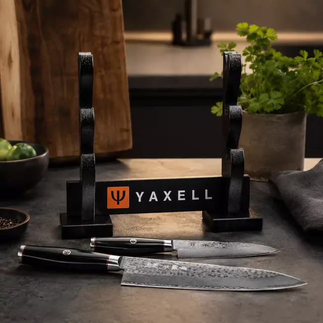 Yaxell Super Gou Ypsilon Katana Display – Houten Standaard voor 3 Messen
