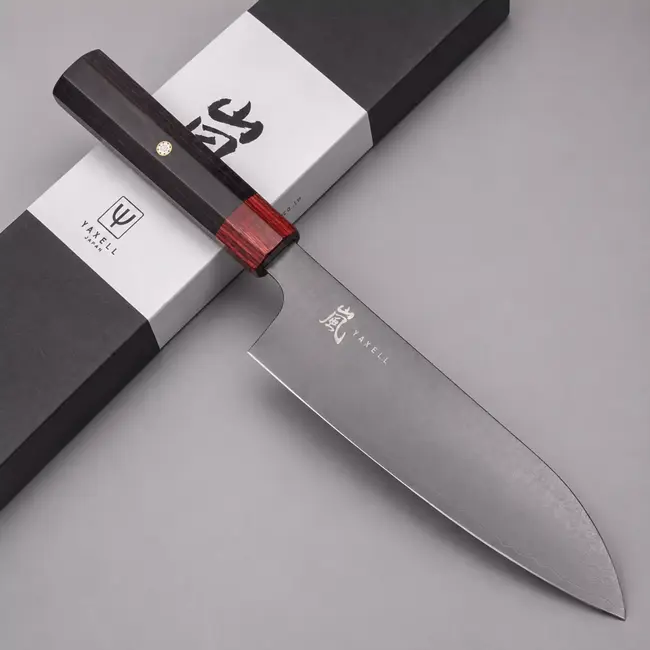 Yaxell Rei Santokumes 16,5 cm – 69 Lagen Damaststaal – VG10 Damaststaal – 61 HRC – Pakkahout Heft