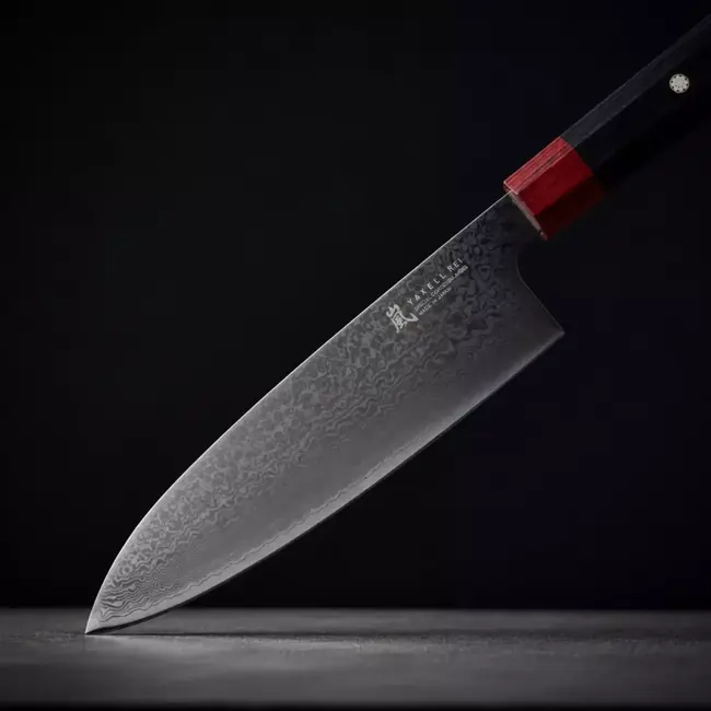Yaxell Rei Santokumes 16,5 cm – 69 Lagen Damaststaal – VG10 Damaststaal – 61 HRC – Pakkahout Heft