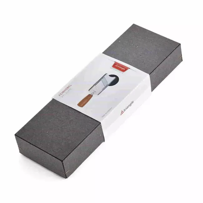 Triangle Duurzame Truffelschaaf – 24,5 cm – RVS met Pruimenhouten Heft