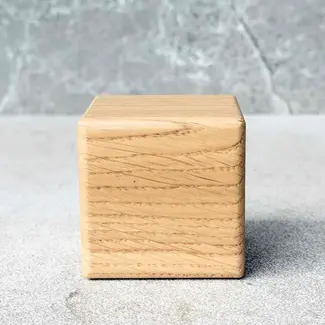 HOCHO Gelakte eikenhouten kubus 60 x 60 x 60 mm met afgeronde hoeken