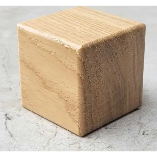 HOCHO Gelakte eikenhouten kubus 60 x 60 x 60 mm met afgeronde hoeken