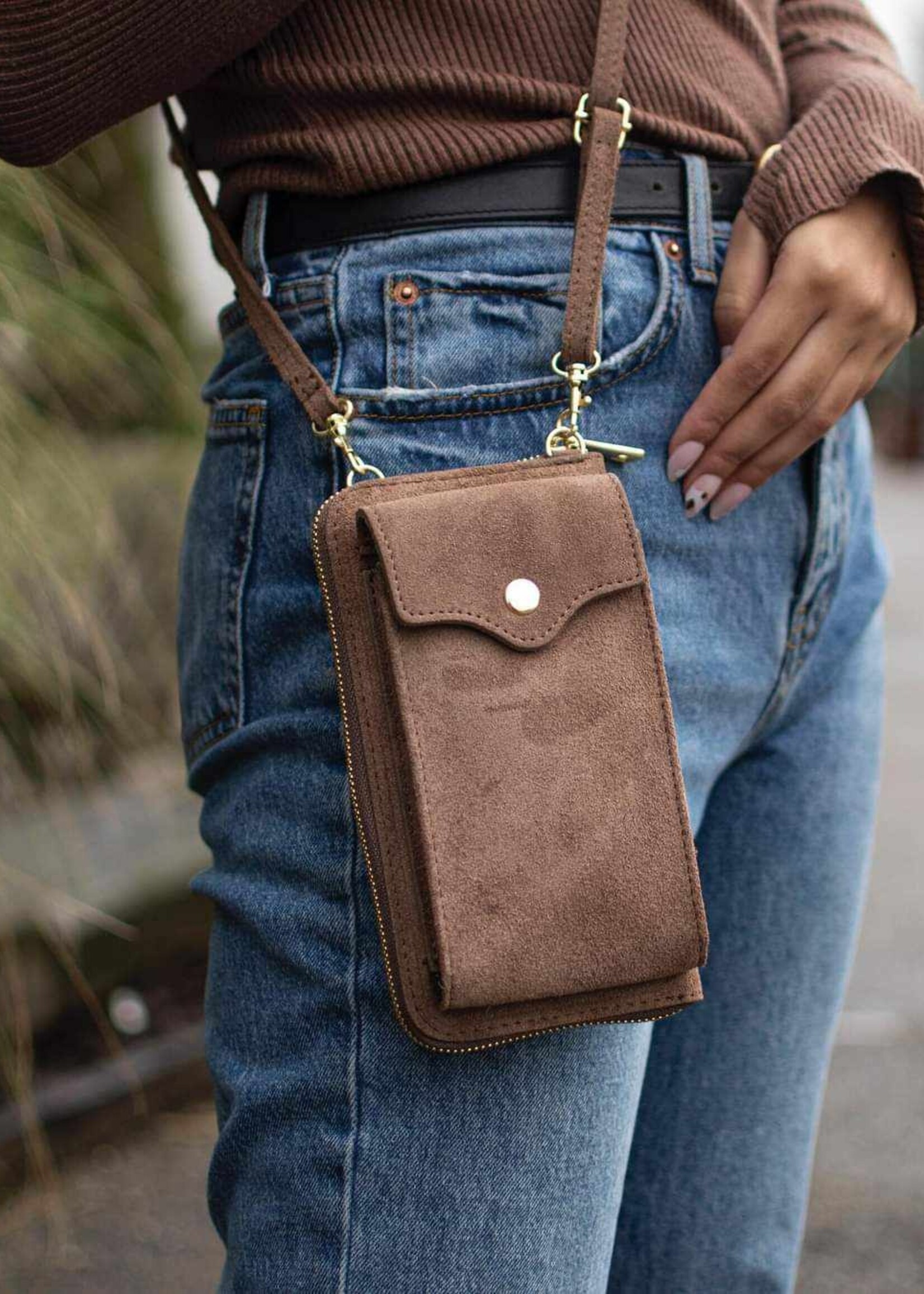 Suede Portemonnee en Telefoontasje in 1  | KYLA - Zwart