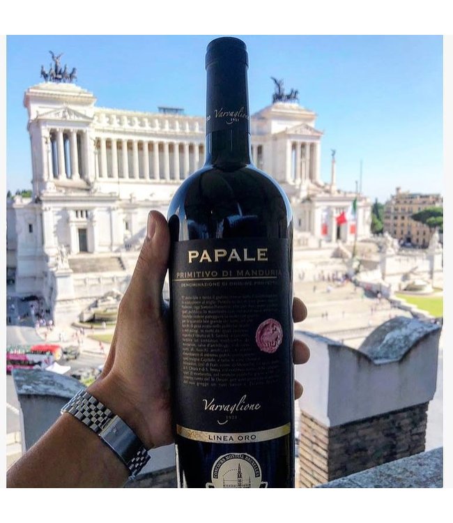 Varvaglione Vigne e Vini Papale 'Linea Oro' DOP. Primitivo di Manduria
