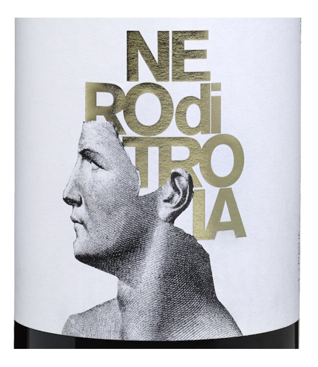 Teanum Favugne Nero di Troia (12 halen, 10 betalen)