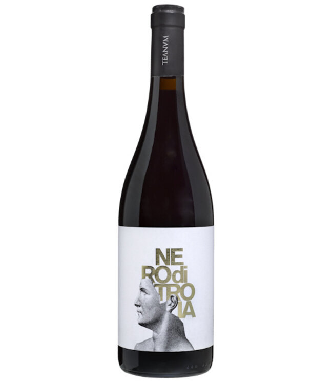Teanum Favugne Nero di Troia (12 halen, 10 betalen)