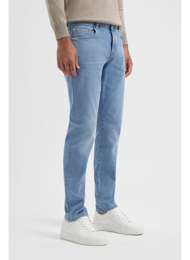 North84 5 pocket jeans Candiani light bleached indigo lengte 32