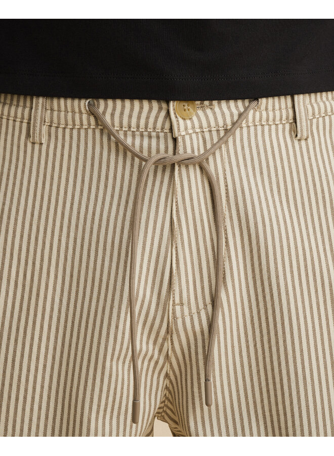 Vanguard relaxed short streep beige