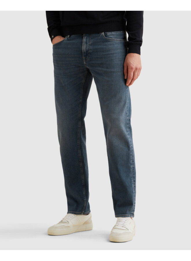 Vanguard V40 Straight leg fit SGC L 34