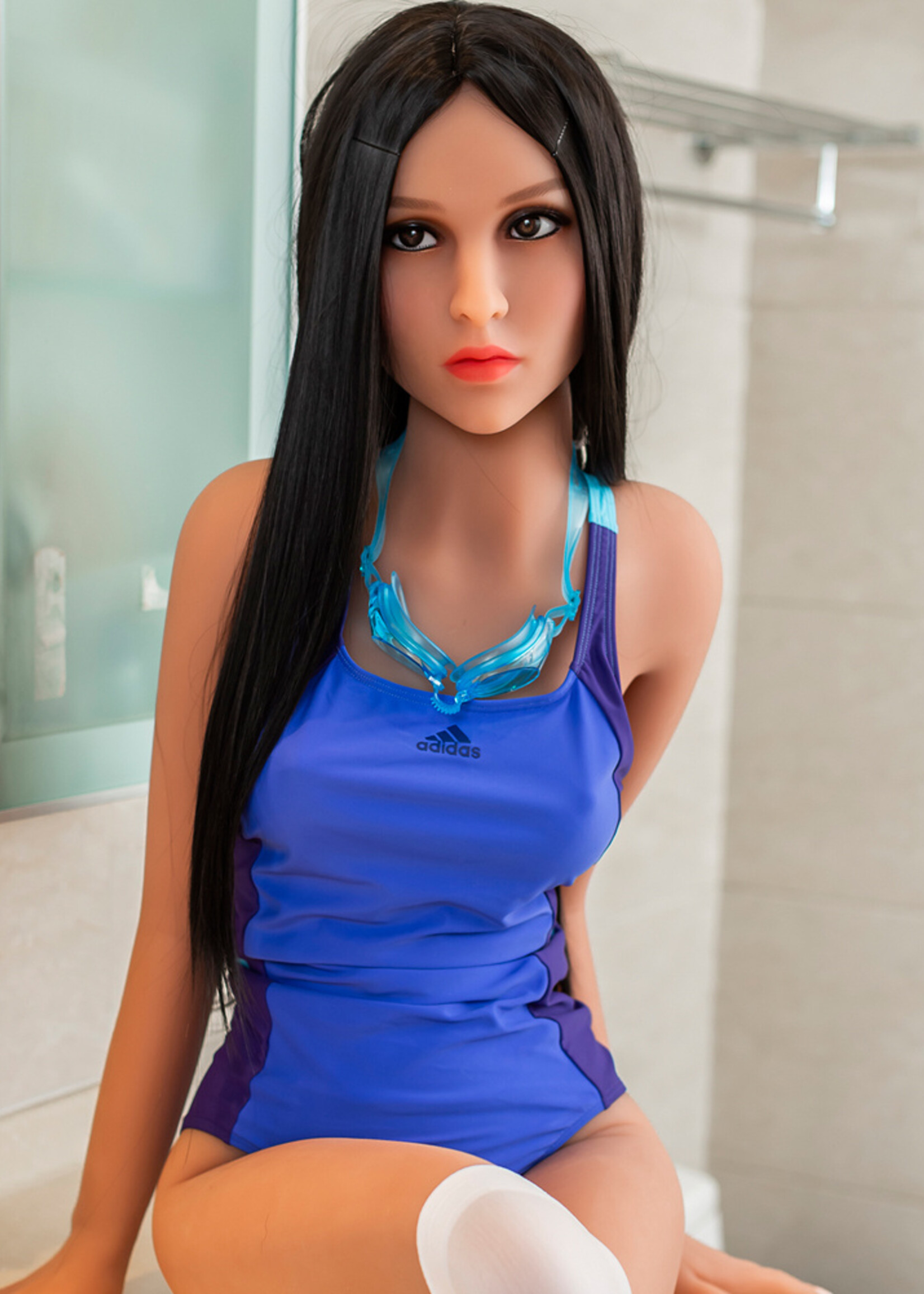 Dolls - Exclusive - Line Lieferung 12. März - Guilliana 157 cm