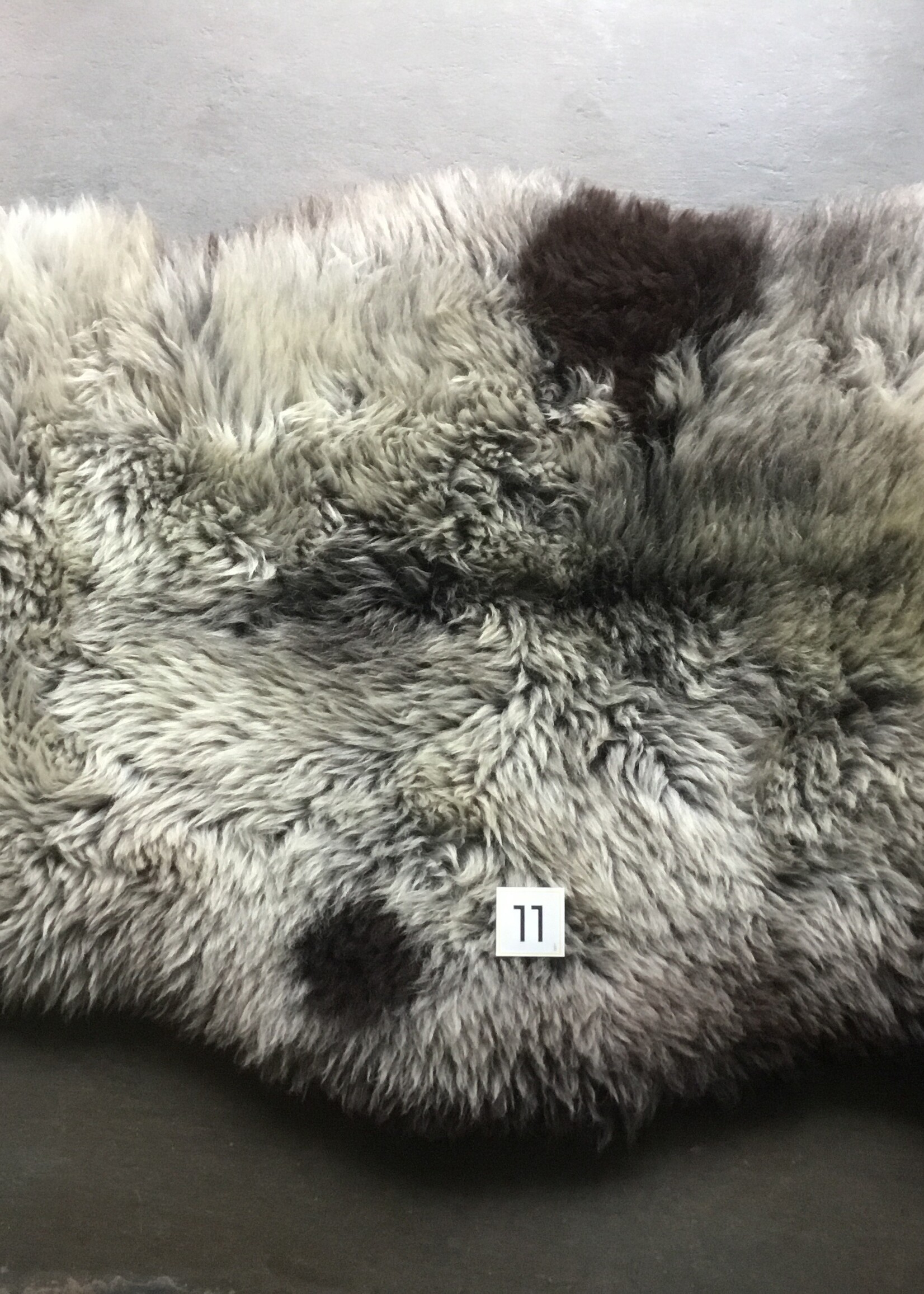 Schapenvacht xxl en xxxl  bruin en grijs