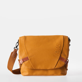 Aunts & Uncles a/u Japan Sendai Butterscotch Aunts & Uncles a/u Japan Sendai Butterscotch