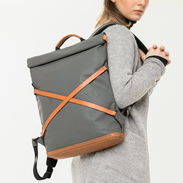 Aunts & Uncles a/u Japan Yokohama Gravity Grey