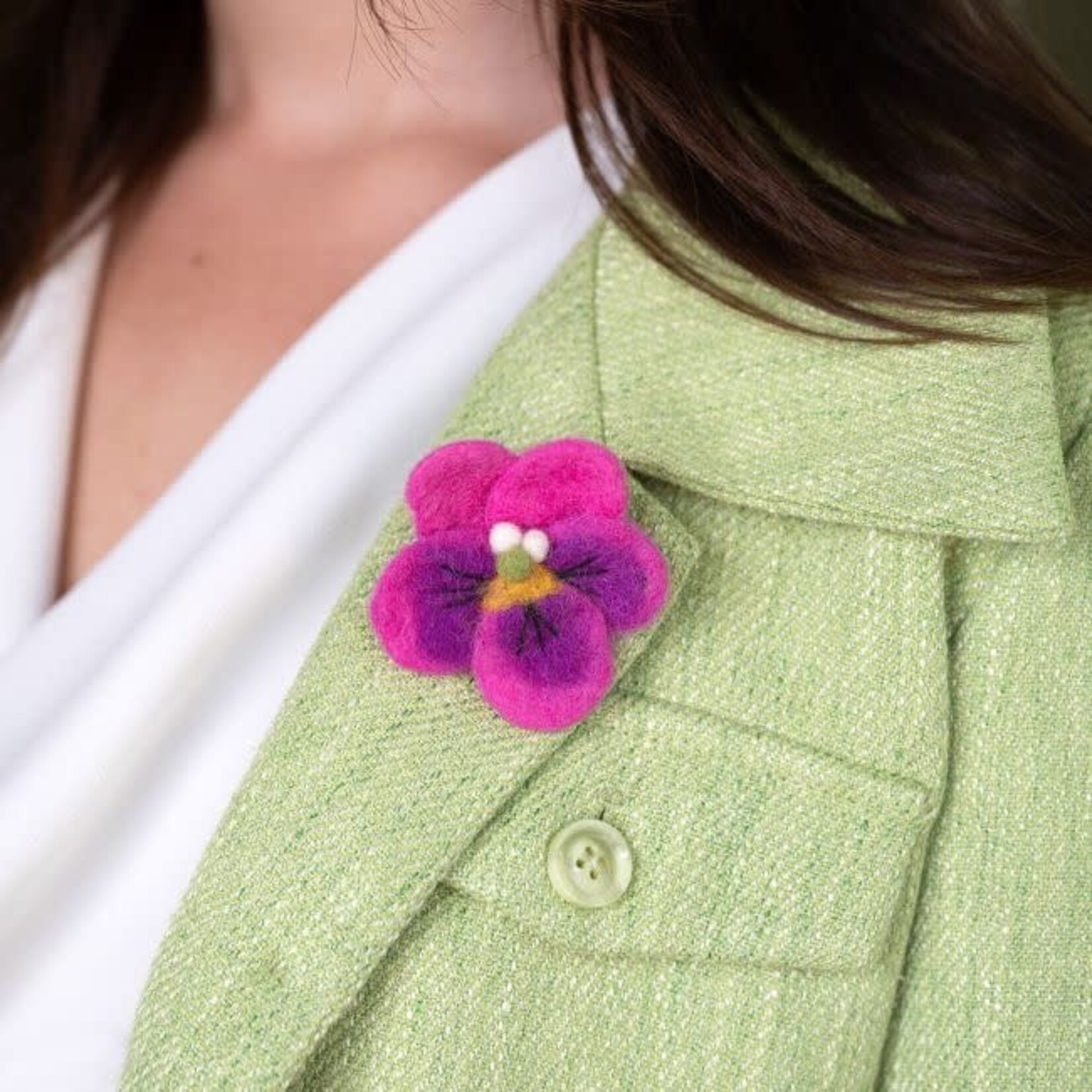 Sjaal met Verhaal Broche Viooltje assorti