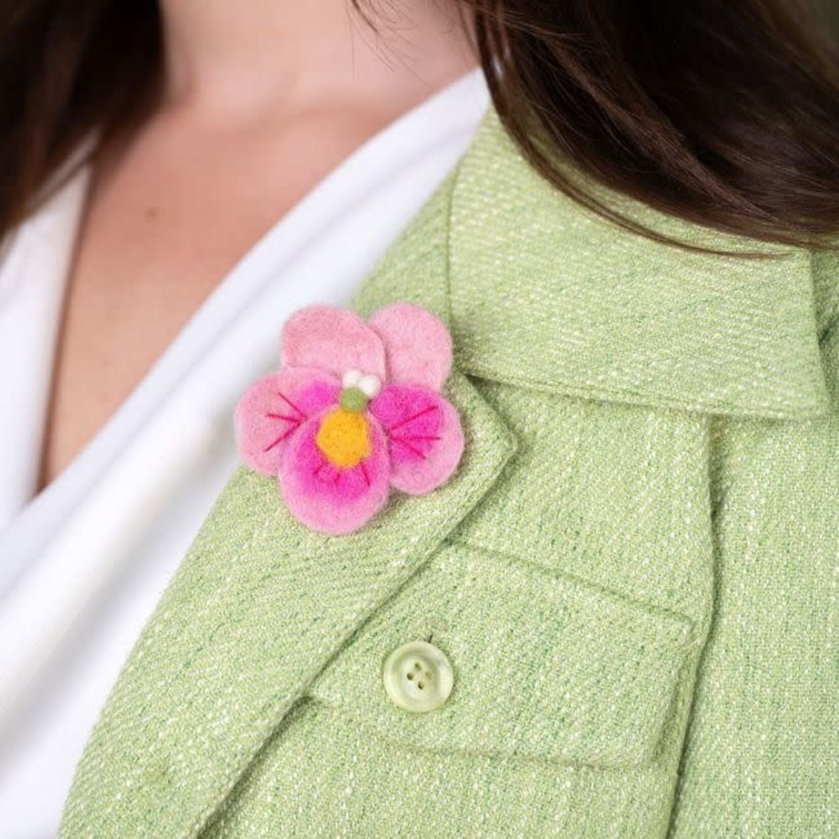 Sjaal met Verhaal Broche Viooltje assorti