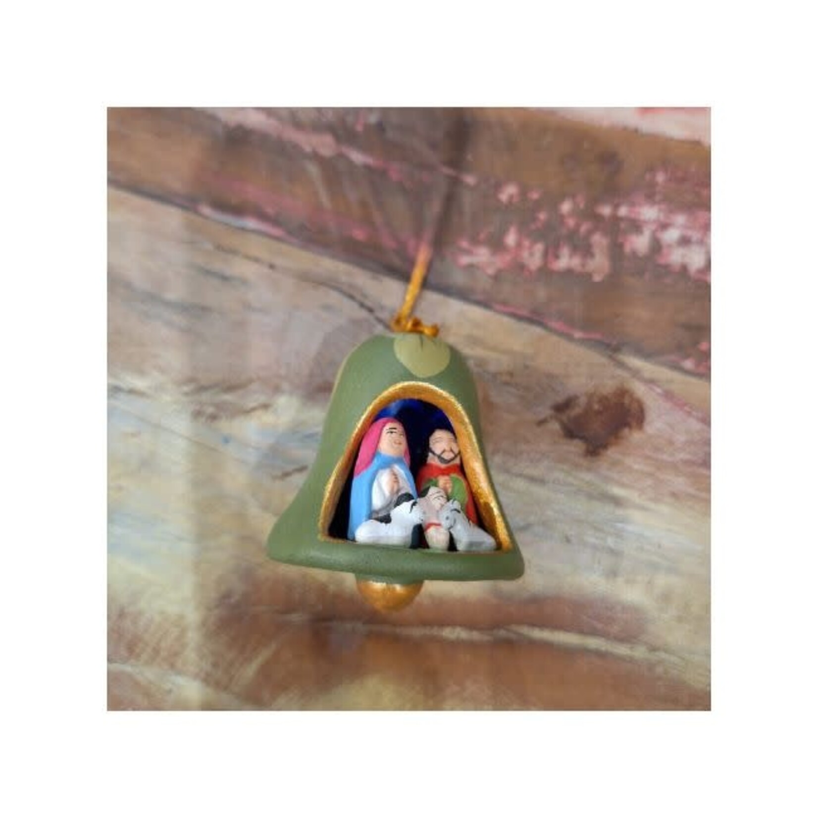 Wilma's Fair Trade C Kerststal in groen klokje hanger