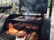 Barbecue smoker foodtruck - Streetfood menu