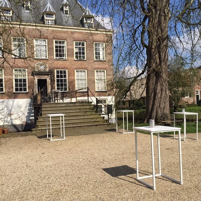 Kubo statafel 70x70cm - Wit