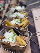 LX Big Benz foodtruck - streetfoodmenu op maat