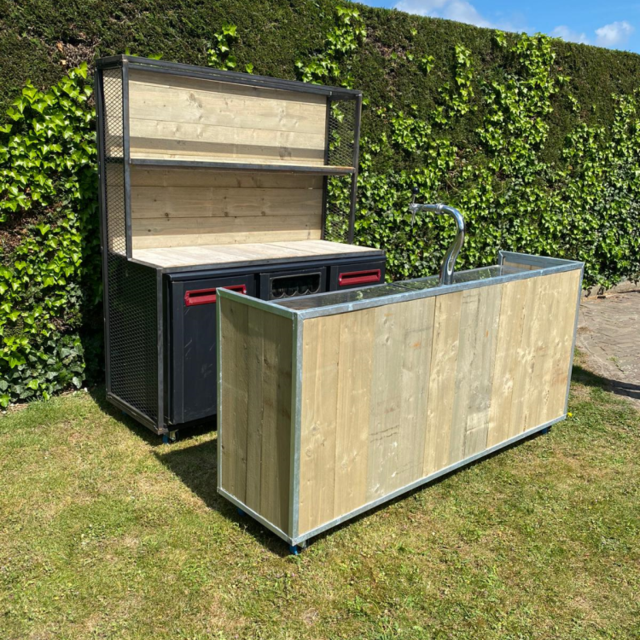 Achterkast industrieel staal steigerhout Achterkast industrieel staal steigerhout