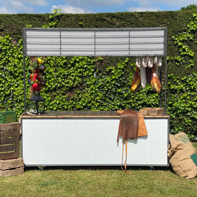 Foodcourt - Staal tegelmotief wit