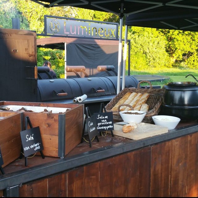 Barbecue smoker foodtruck - Mediterrane menu