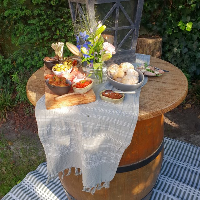 Statafel wijnvat met blad