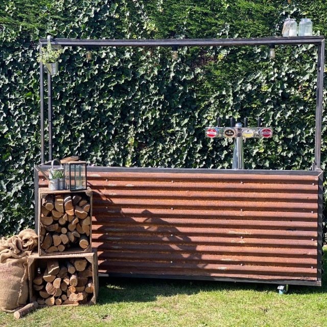 Bar industrieel - Staal golfplaten