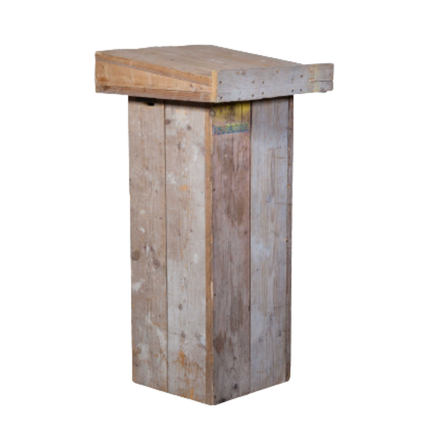 Steigerhout katheder