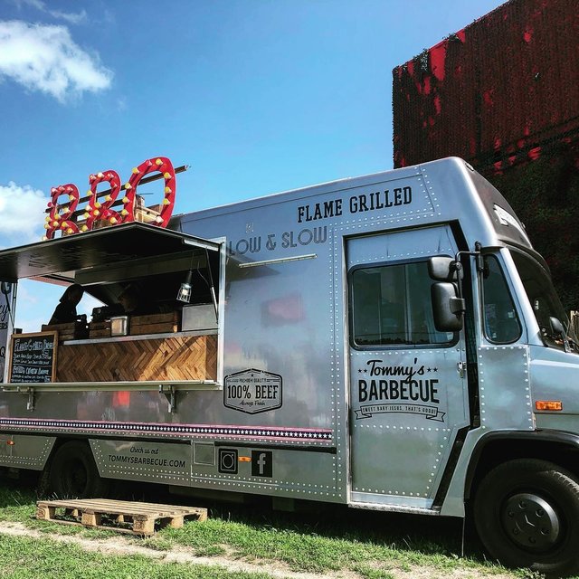 Tommy's barbecue foodtruck - Chef's specials streetfoodmenu Tommy's barbecue foodtruck - Chef's specials streetfoodmenu
