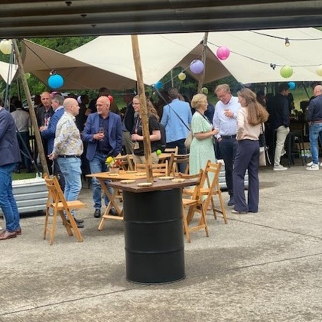 Statafel olieton/vat inclusief paal - Zwart