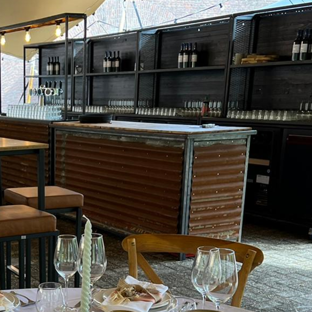 Bar industrieel - Staal golfplaten