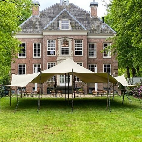 Stappenplan: een stretchtent opzetten in 6 stappen 