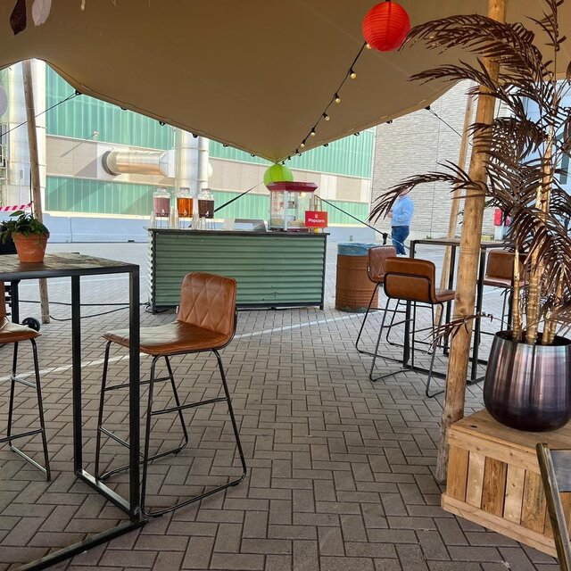 Uitgiftebar - Staal golfplaten groen